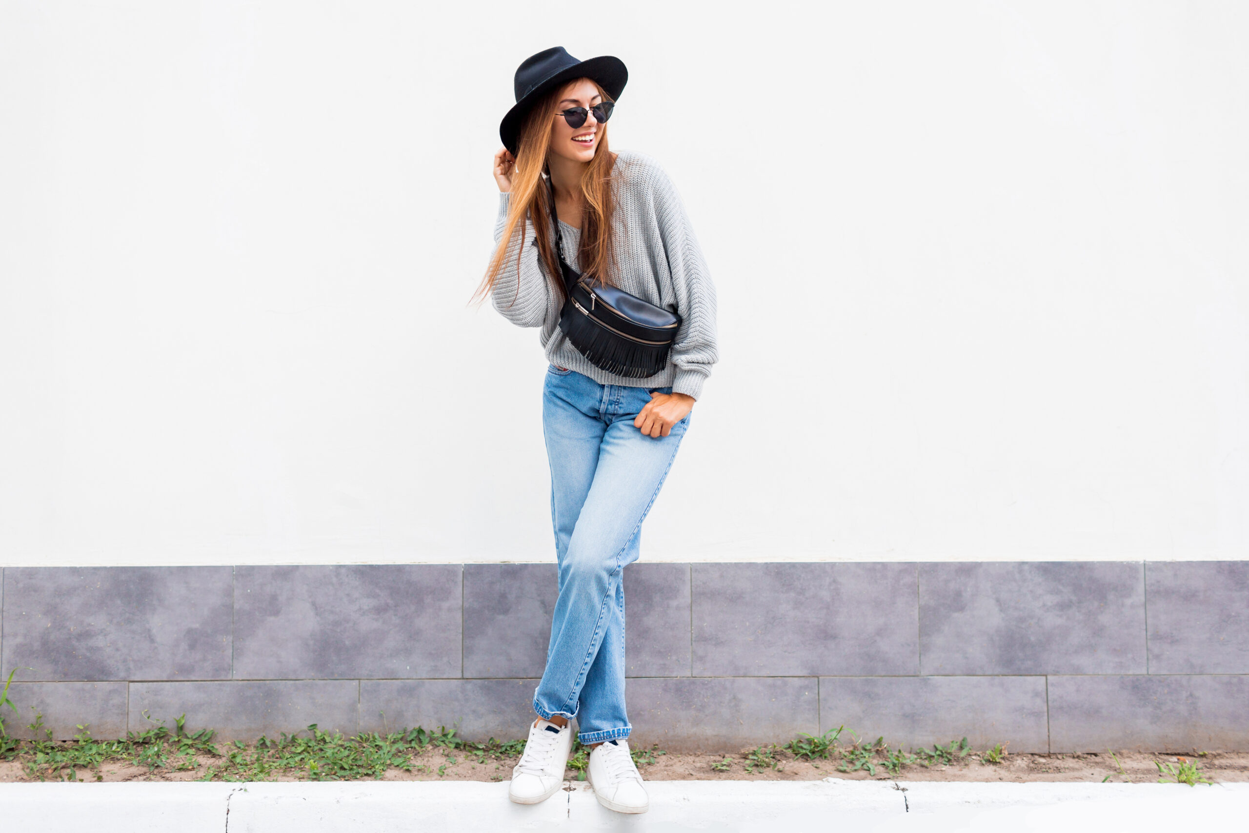 Bershka barrel jeans in black&white